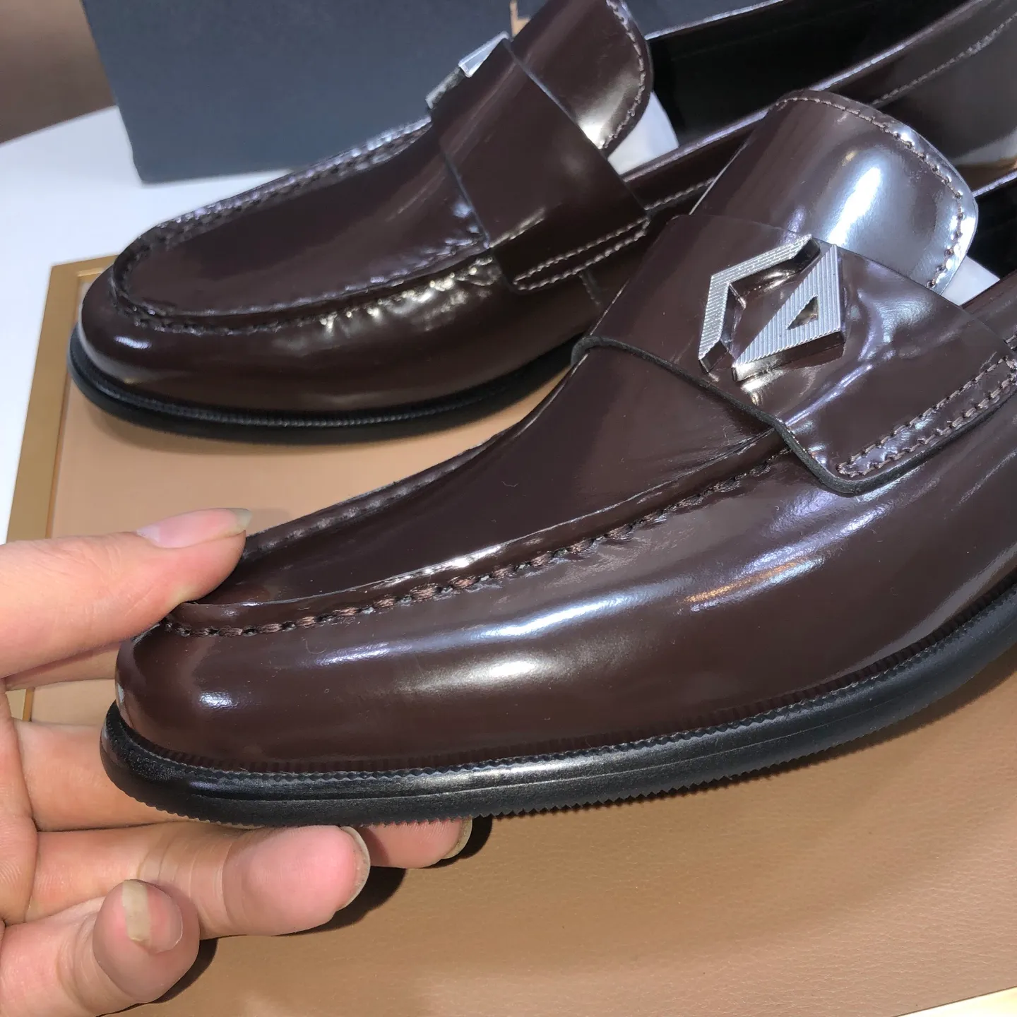 Men's shoes 💰580💰[Dior] (water-dyed cowhide lining) Dior original 1:1 high-quality factory, imported original materials, imported raw cowhide, water-dyed cowhide lining, original TPU outsole, code number: 39-44 (45 customized)